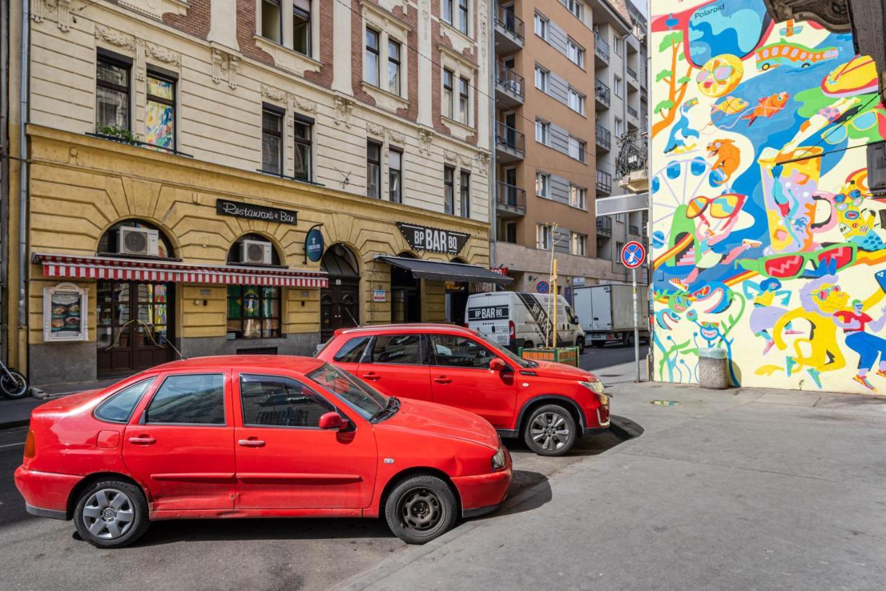 Youth Motive Studio With Gallery Budapest Exterior photo